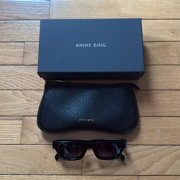 Anine Bing Otis Sunglasses - Picture 2 of 6